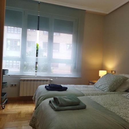 Centrico Apartamento Oviedo Parking Y Wifi Gratuitos Admite Mascotas Εξωτερικό φωτογραφία