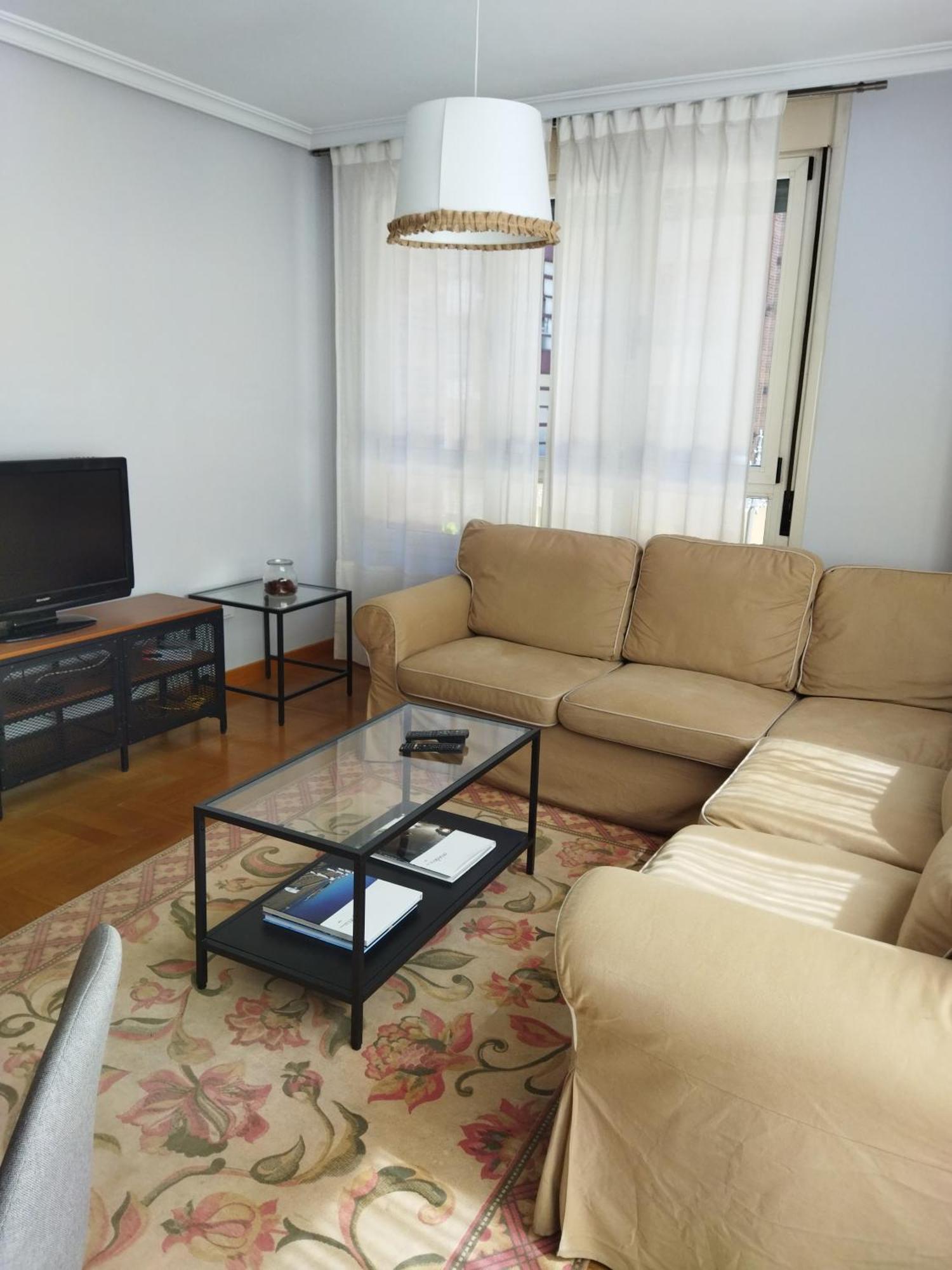 Centrico Apartamento Oviedo Parking Y Wifi Gratuitos Admite Mascotas Εξωτερικό φωτογραφία